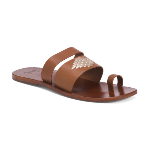 BEEK Leather Brilliant Toe Ring Sandals Cognac